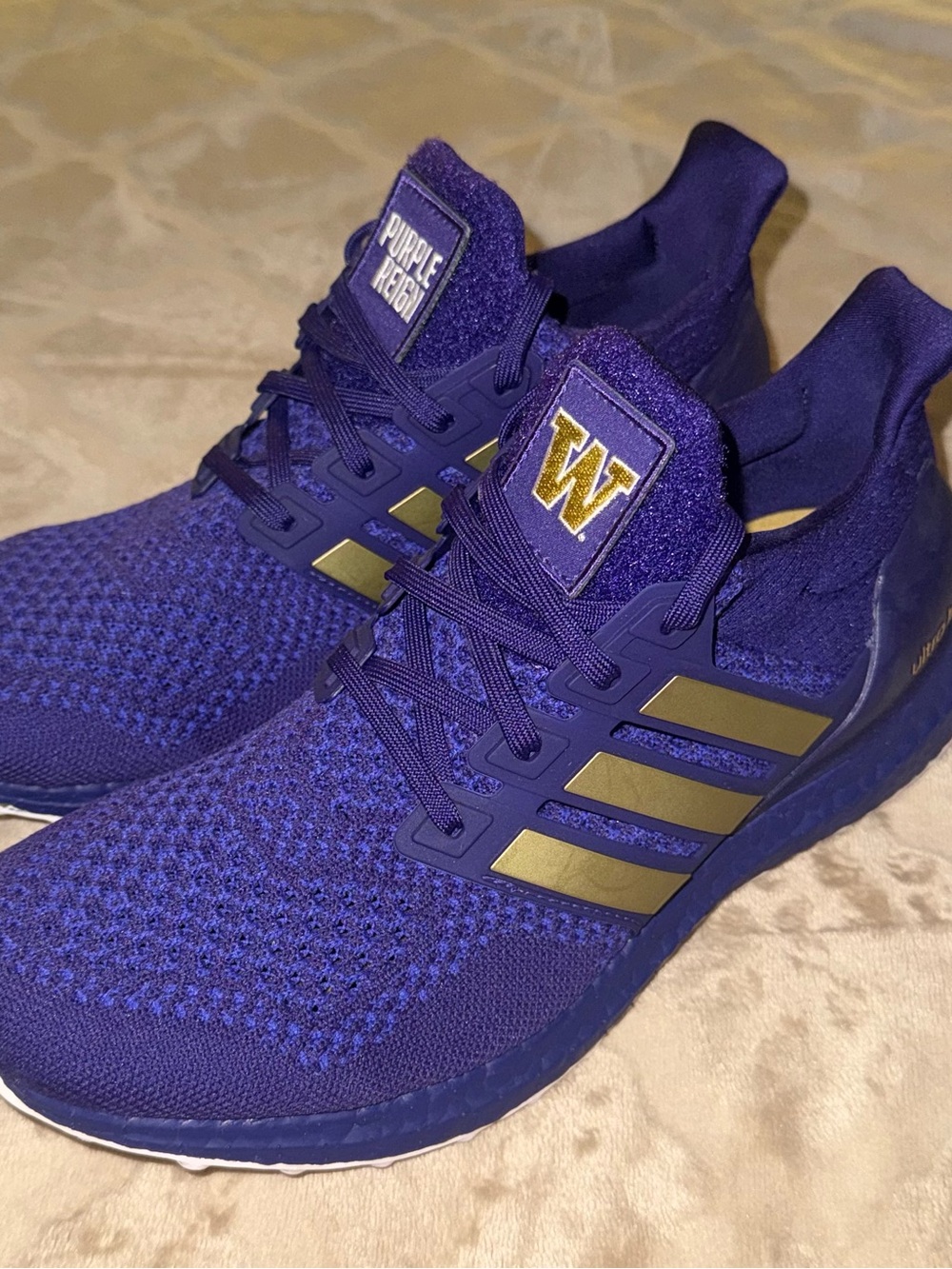 Adidas Washington Huskies Ultraboost Shoes Womens Size 8